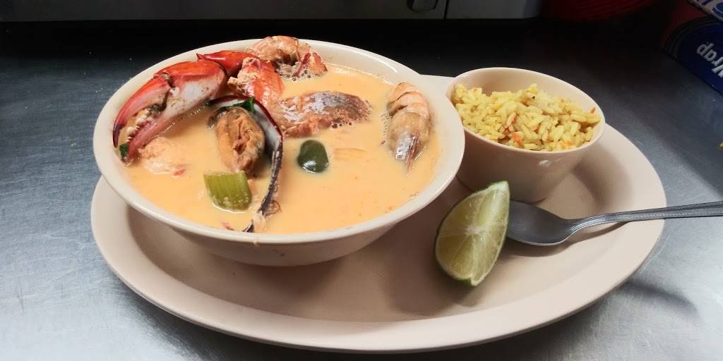 Taqueria y pupuseria La Fuente | restaurant | 9927 Irvington Blvd, Houston, TX 77076, USA | 7138848431 OR +1 713-884-8431