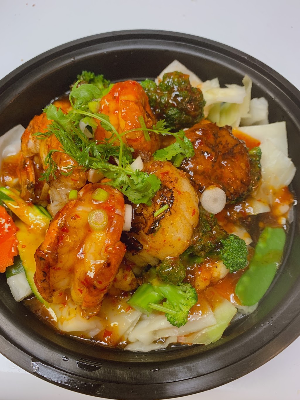 TupTim Thai | restaurant | 250 Golden Isles Pkwy, Brunswick, GA 31525, USA | 9122758013 OR +1 912-275-8013