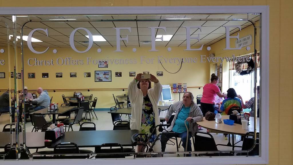 Damrons Restaurant | restaurant | 714 E Lincoln St, Tullahoma, TN 37388, USA | 9314540010 OR +1 931-454-0010