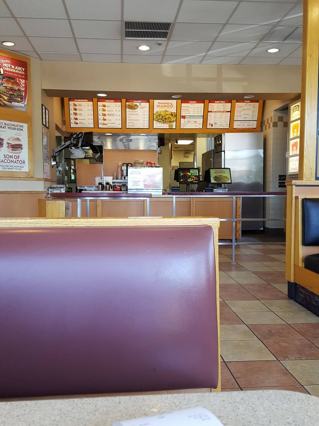 Wendys | restaurant | 19317 Sherman Way, Reseda, CA 91335, USA | 8188821530 OR +1 818-882-1530