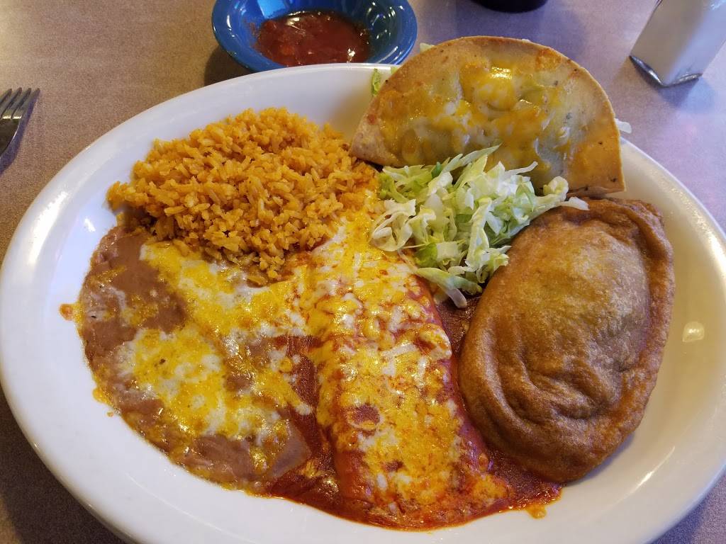 Lupes Restaurant | restaurant | 35480 AZ-77, Saddlebrooke, AZ 85739, USA | 5208187855 OR +1 520-818-7855