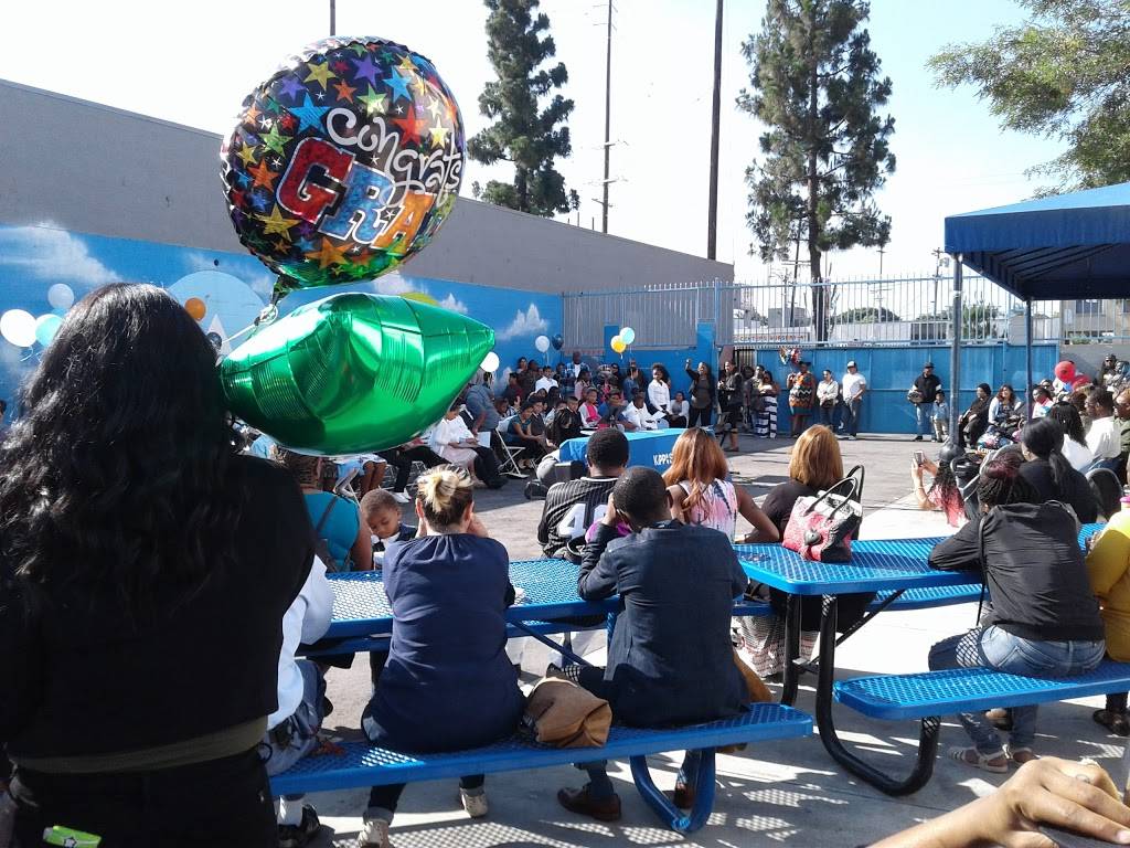 Subway Restaurants | restaurant | Western/King Center, 3991 S Western Ave Unit 3, Los Angeles, CA 90062, USA | 3232943300 OR +1 323-294-3300