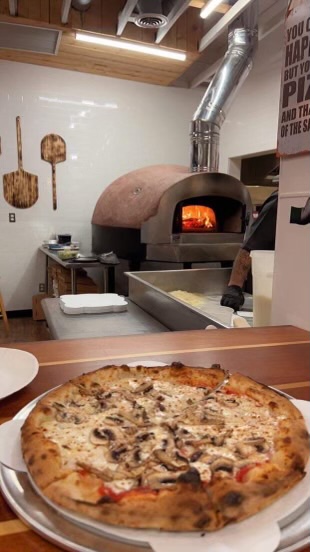 Shore Fire Pizza | restaurant | 89 Main St, Buzzards Bay, MA 02532, USA | 5085662303 OR +1 508-566-2303