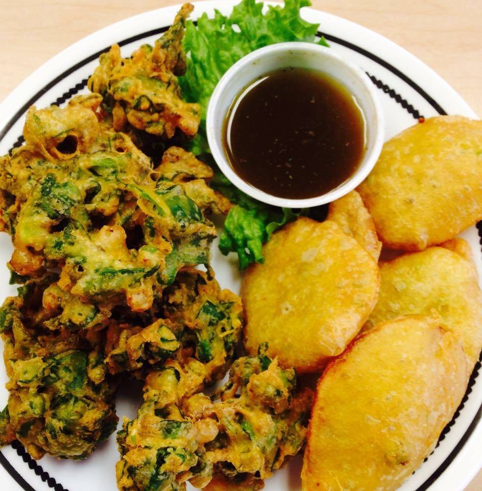 Kinara Urban Eatery | bakery | 25 N Madison Ave, Sturgeon Bay, WI 54235, USA | 9207438772 OR +1 920-743-8772