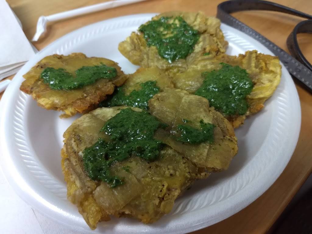 Lo Mejor Del Mundo Cuban | restaurant | 181 Oxford Rd, Casselberry, FL 32730, USA | 3219726895 OR +1 321-972-6895