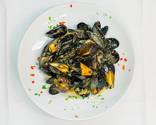 Le petit Restaurant | restaurant | 13360 Ventura Blvd, Sherman Oaks, CA 91423, USA | 8185017999 OR +1 818-501-7999