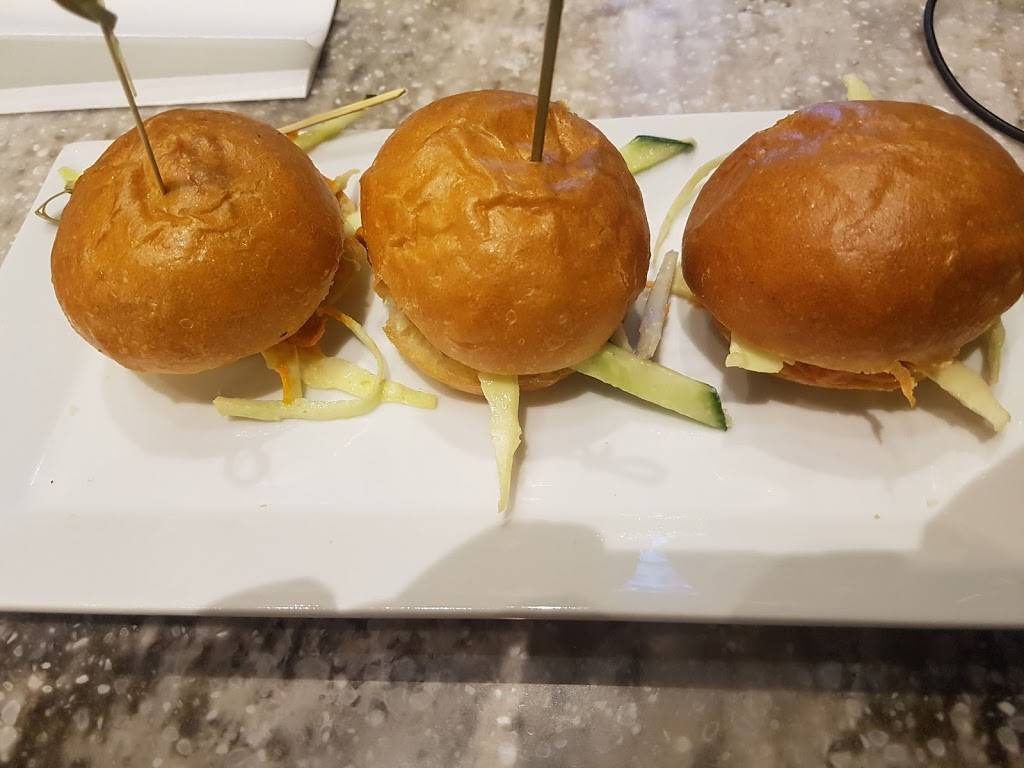 Marathi | restaurant | 6301 Silver Dart Dr, Mississauga, ON L4W 1S9, Canada | 4167762865 OR +1 416-776-2865