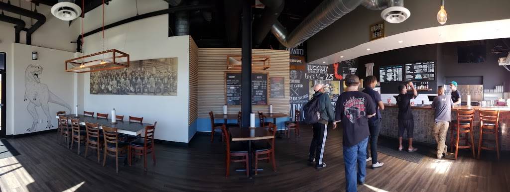 Ember BBQ | restaurant | 305 E 4th St #200, Santa Ana, CA 92701, USA | 7142040337 OR +1 714-204-0337