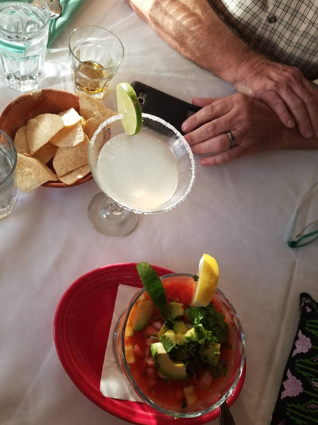 Palapas Restaurant & Cantina | restaurant | 21 Seascape Village, Aptos, CA 95003, USA | 8316629000 OR +1 831-662-9000