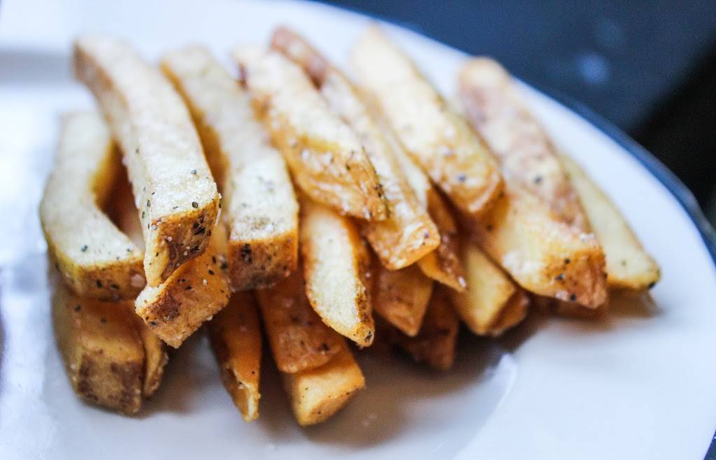 Southern Provisions Bar/Kitchen/Packaged Goods | restaurant | 4915, 3000 ODonnell St, Baltimore, MD 21224, USA | 4106754029 OR +1 410-675-4029