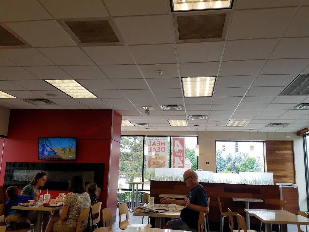 Wendys | restaurant | 1283 Rickert Dr, Naperville, IL 60540, USA | 6307780077 OR +1 630-778-0077