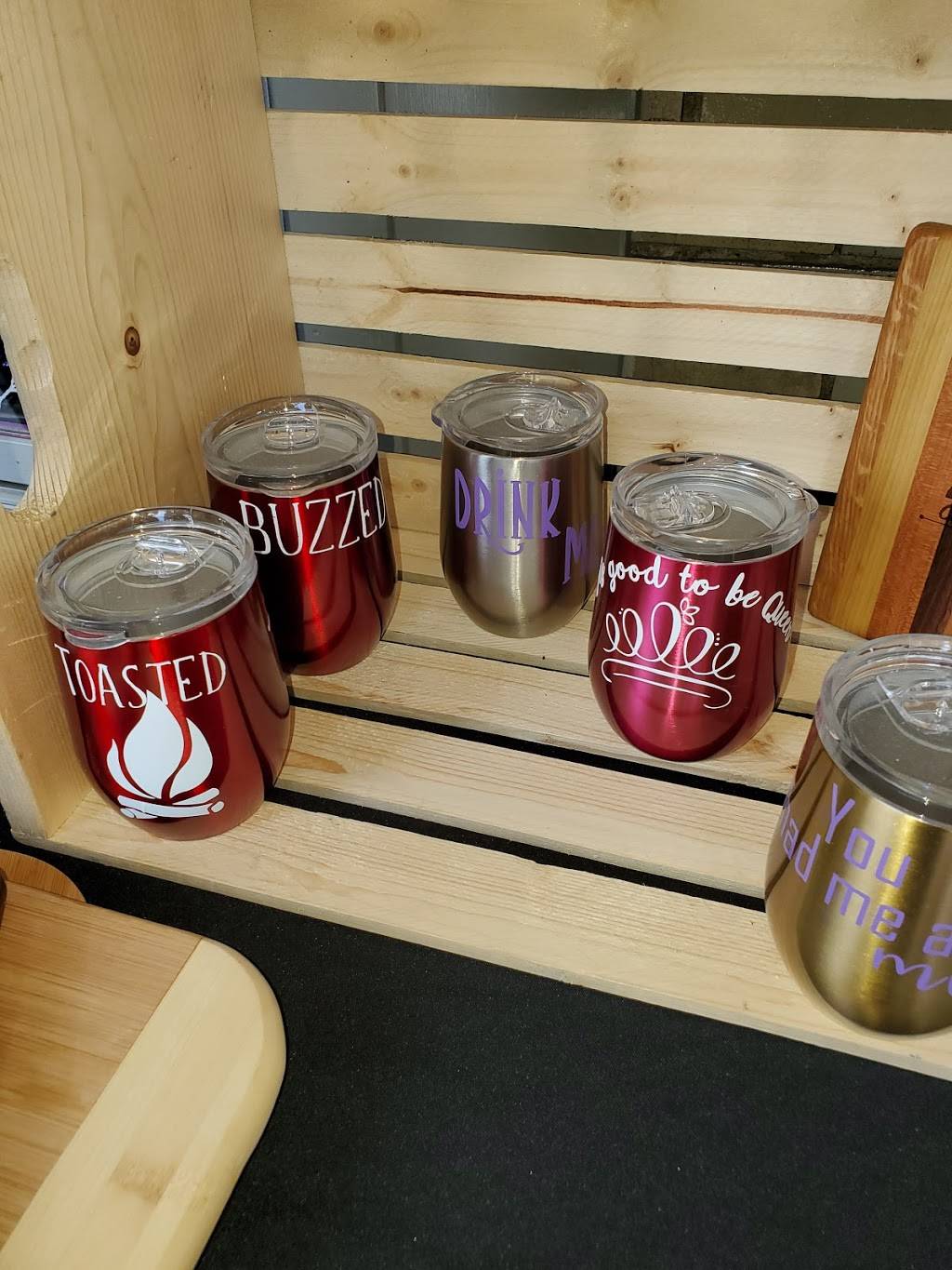 The Cork And Barrel | restaurant | 6625 Whitestown Pkwy, Zionsville, IN 46077, USA | 3173663316 OR +1 317-366-3316