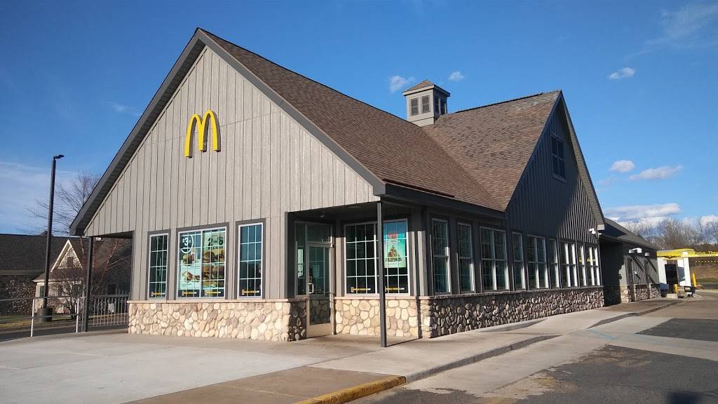 McDonalds | cafe | 8200 N 32nd St, Richland, MI 49083, USA | 2696290814 OR +1 269-629-0814
