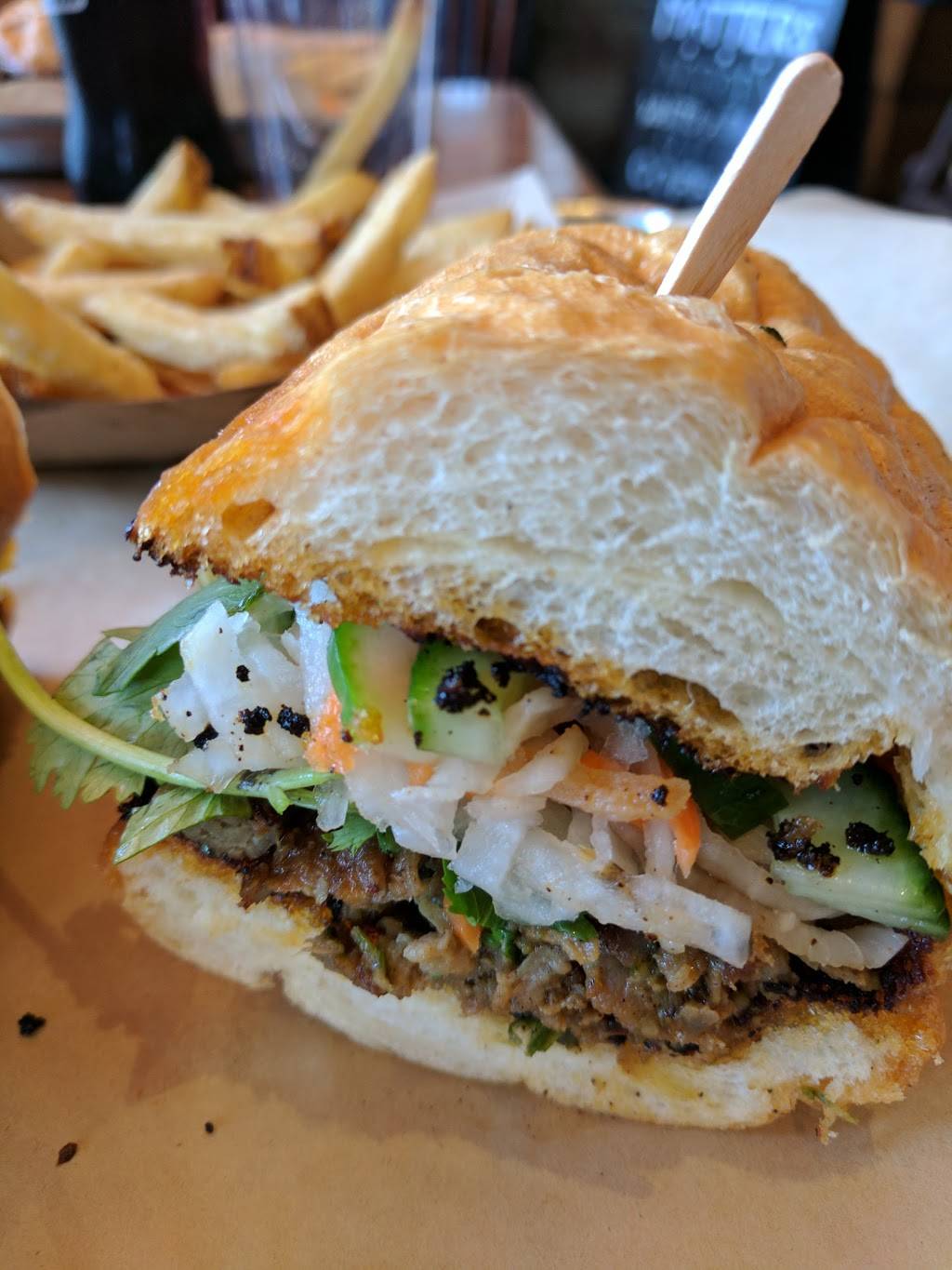 Dory Deli | restaurant | 2108 W Oceanfront, Newport Beach, CA 92663, USA | 9492207886 OR +1 949-220-7886