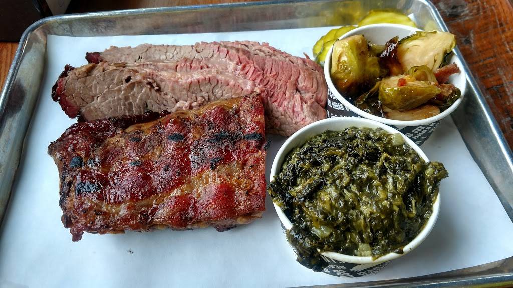 Real Urban Barbecue | restaurant | 2119 Clearwater Dr, Oak Brook, IL 60523, USA | 6309084380 OR +1 630-908-4380
