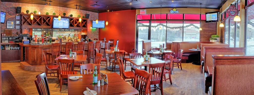 Mikes | restaurant | 385 Rue de Saint Jovite, Mont-Tremblant, QC J8E 2Z9, Canada | 8194253706 OR +1 819-425-3706