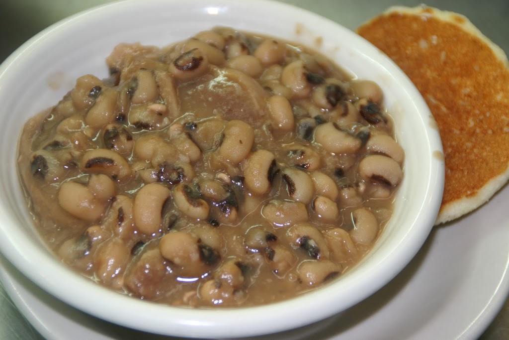 Silver Sands Café | restaurant | 937 Locklayer St, Nashville, TN 37208, USA | 6157809900 OR +1 615-780-9900