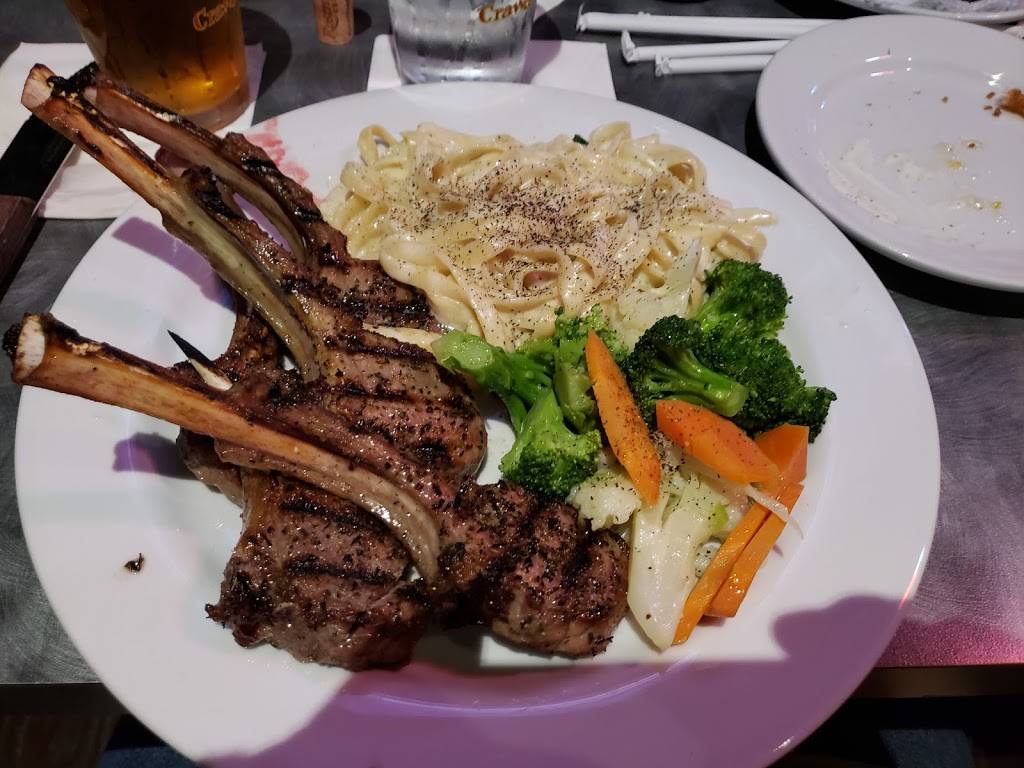 Crawdaddys | restaurant | 333 E Main St, Visalia, CA 93291, USA | 5596255300 OR +1 559-625-5300