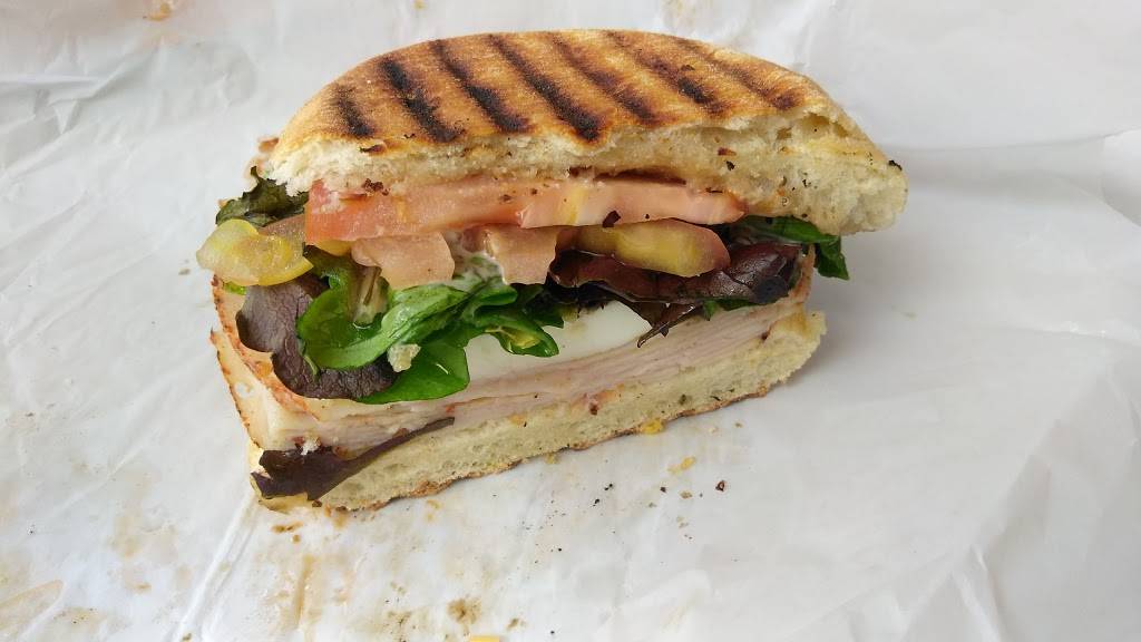 Dignowity Meats | restaurant | 1701 E Houston St, San Antonio, TX 78202, USA | 2104621496 OR +1 210-462-1496