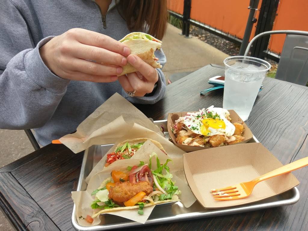 Club Taco | restaurant | 200 N Kirkwood Rd, Kirkwood, MO 63122, USA | 3148581488 OR +1 314-858-1488