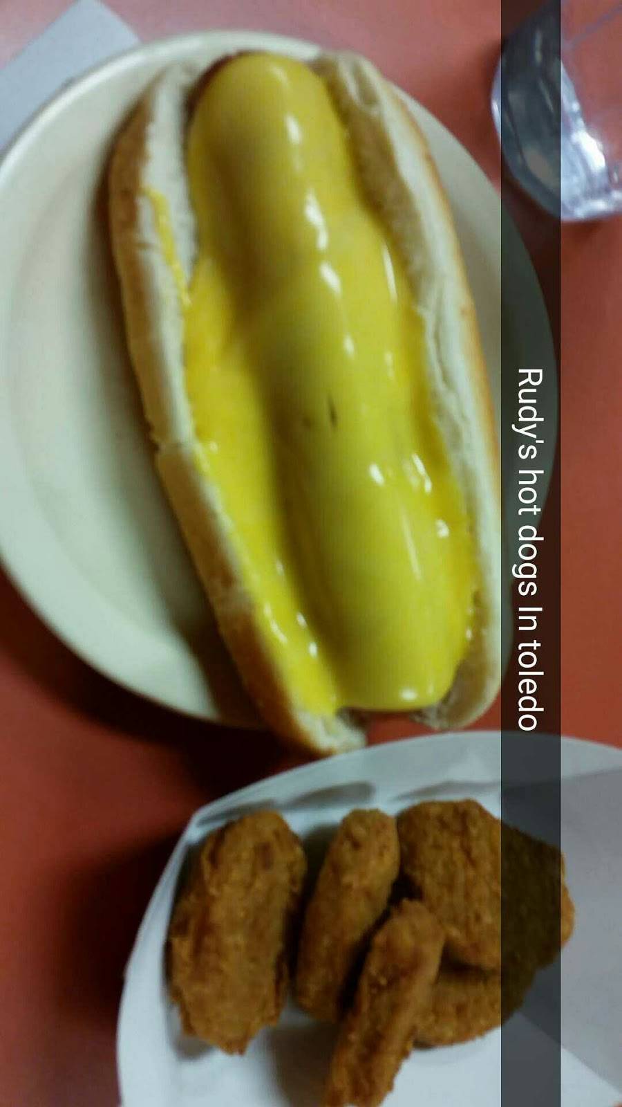 Rudys Hot Dog | restaurant | 4748 Monroe St, Toledo, OH 43623, USA | 4194724813 OR +1 419-472-4813