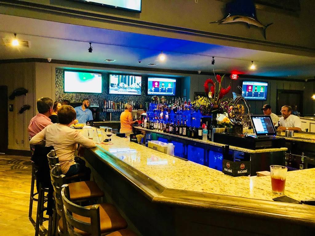 The Parrot Patio Bar & Grill | restaurant | 3602 Webber St, Sarasota, FL 34232, USA | 9419523352 OR +1 941-952-3352