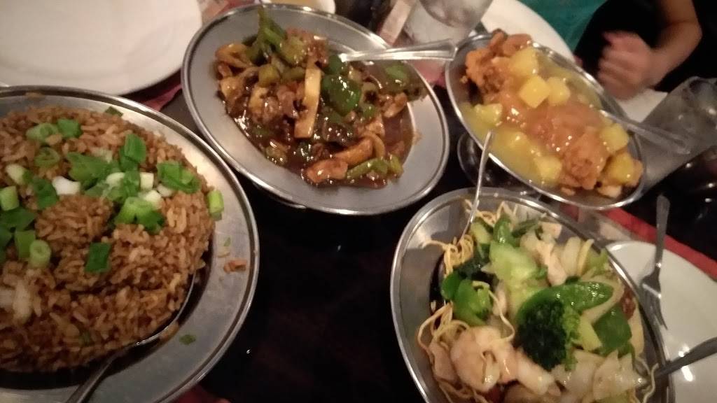 Pomegranate Restaurant | restaurant | 7816 Wyandotte St E, Windsor, ON N8S 1S9, Canada | 5199452379 OR +1 519-945-2379