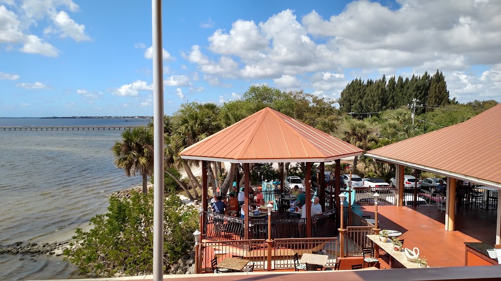 Sunset Grill on the Harbor | restaurant | 23241 Bayshore Rd, Port Charlotte, FL 33980, USA | 9417432800 OR +1 941-743-2800