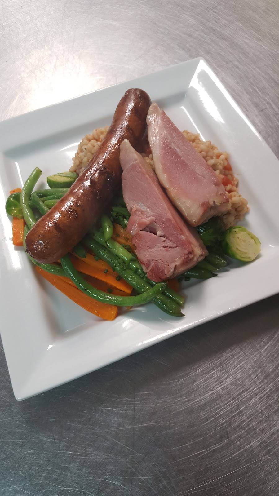 Henriette en rillette! | restaurant | 327 Rue Saint Donat, Saint-Donat-de-Montcalm, QC J0T 2C0, Canada | 8194190320 OR +1 819-419-0320