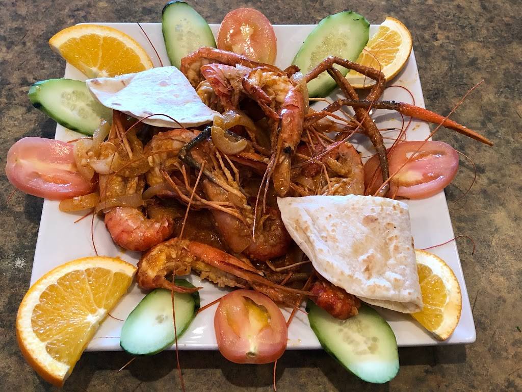 Mariscos Las Reynitas | restaurant | 3375 Iowa Ave # D, Riverside, CA 92507, USA | 9514058372 OR +1 951-405-8372