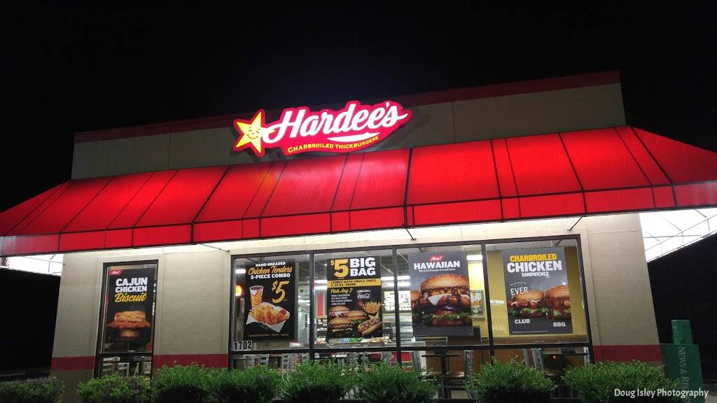 Hardees | restaurant | 1702 Freeway Dr, Reidsville, NC 27320, USA | 3363422838 OR +1 336-342-2838