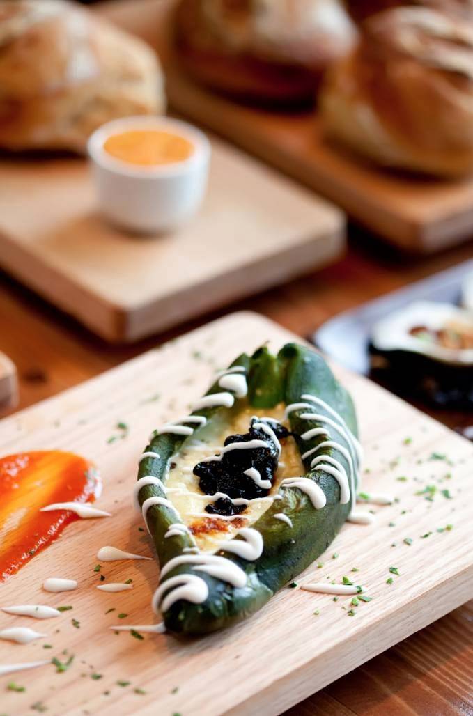 A Toda Madre | restaurant | 499 N Main St, Glen Ellyn, IL 60137, USA | 6304740969 OR +1 630-474-0969