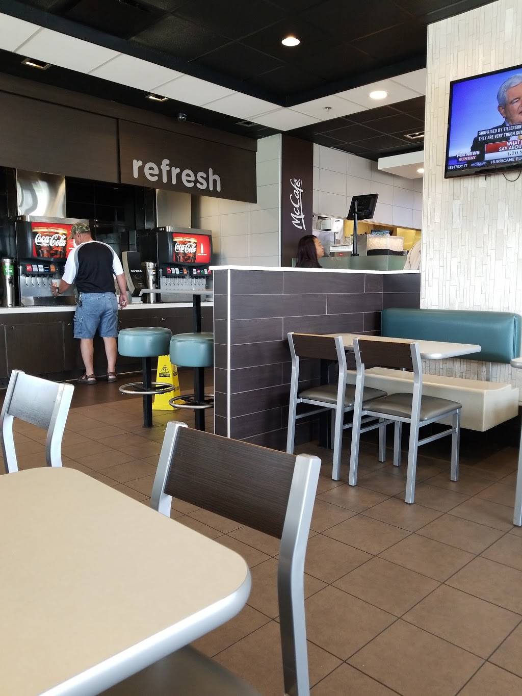 McDonalds | cafe | 5426 N US Hwy 231, Wetumpka, AL 36092, USA | 3345677732 OR +1 334-567-7732
