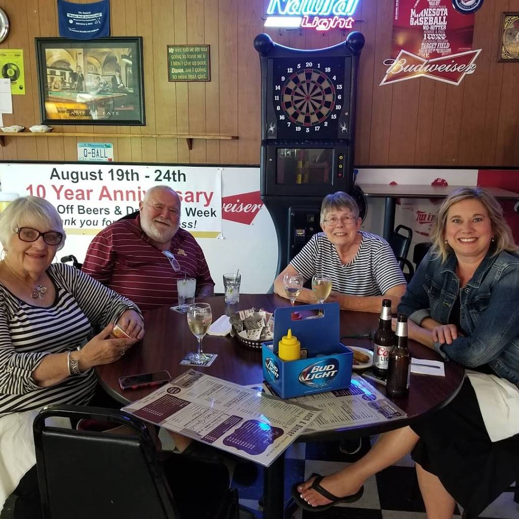 Hollandale Three In One | restaurant | 101 Park Ave W, Hollandale, MN 56045, USA | 5078893253 OR +1 507-889-3253