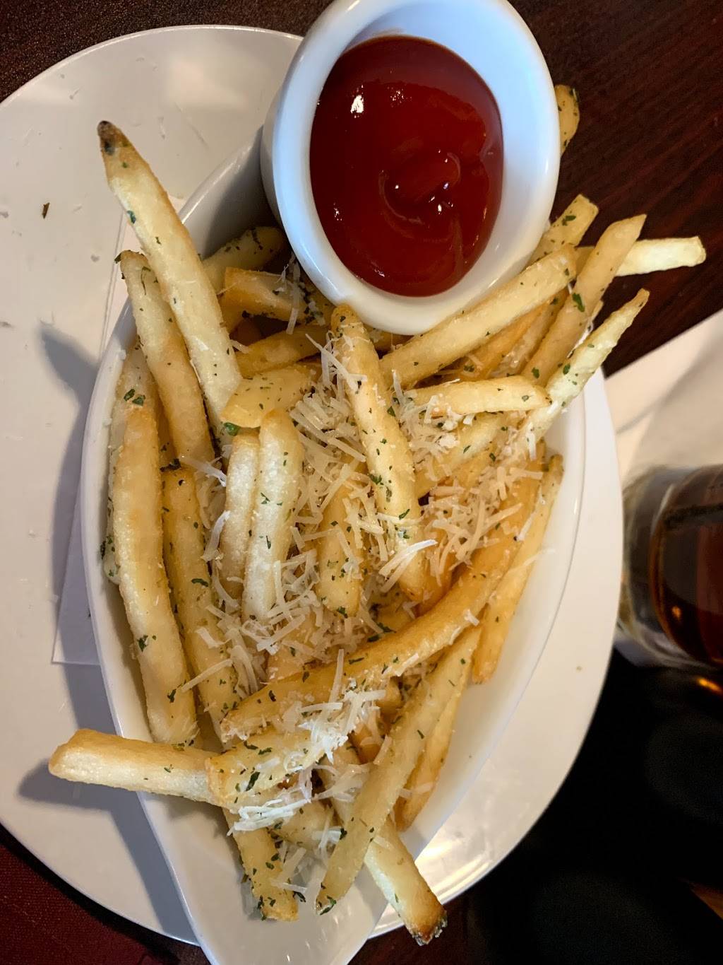 The Vineyard Wine Company | restaurant | 1140 Townpark Ave #1260, Lake Mary, FL 32746, USA | 4078339463 OR +1 407-833-9463