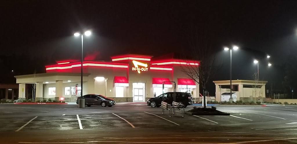 In-N-Out Burger | restaurant | 720 Admiral Callaghan Ln, Vallejo, CA 94591, USA | 8007861000 OR +1 800-786-1000