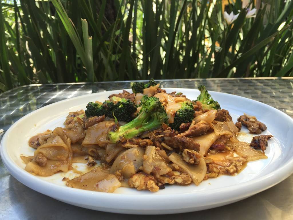 Thai Canteen Davis | restaurant | 117 E St, Davis, CA 95616, USA | 5302315465 OR +1 530-231-5465