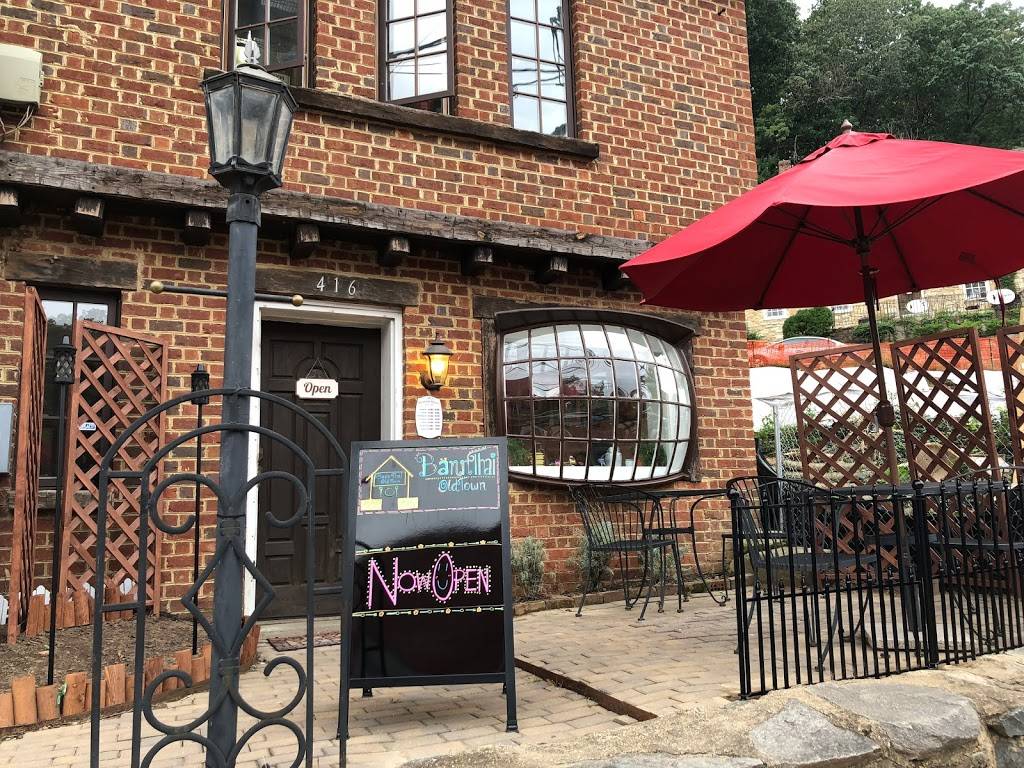 Bann Thai Old Town | restaurant | 416 Mill St, Occoquan, VA 22125, USA | 5715723193 OR +1 571-572-3193