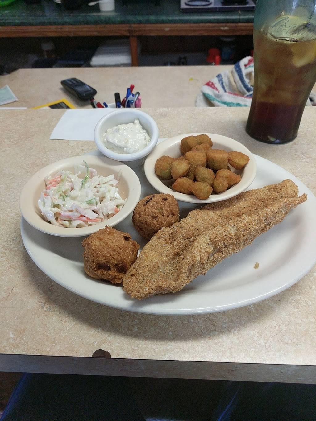 Mallards | restaurant | 3803 Dickerson Pike, Nashville, TN 37207, USA | 6158604211 OR +1 615-860-4211