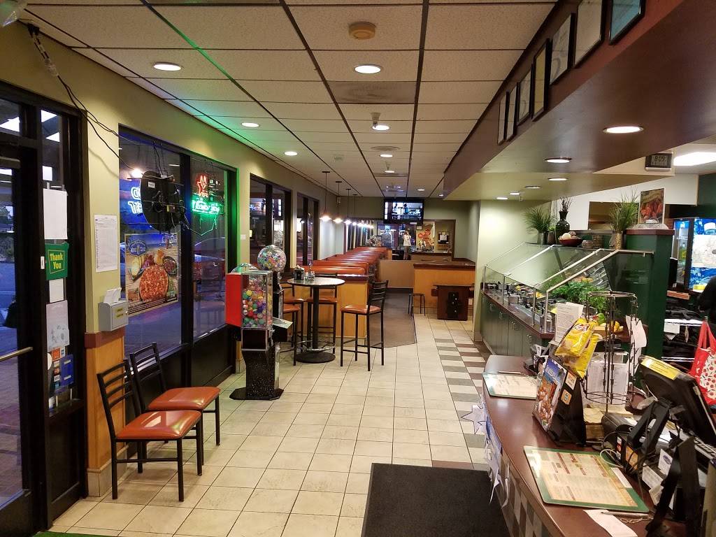 Round Table Pizza | meal delivery | 1511-D Sycamore Avenue, Hercules, CA 94547, USA | 5107991966 OR +1 510-799-1966