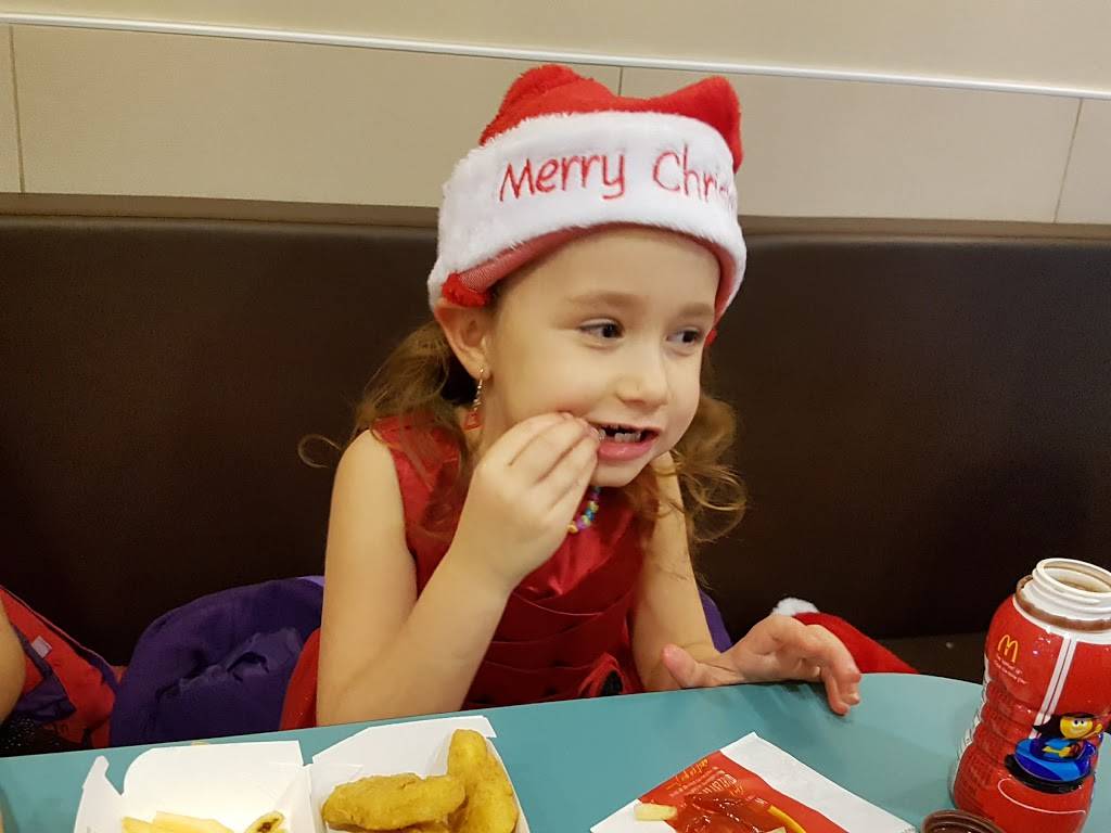 McDonalds | cafe | 170 Simcoe St, Tillsonburg, ON N4G 4Z6, Canada | 5198427655 OR +1 519-842-7655