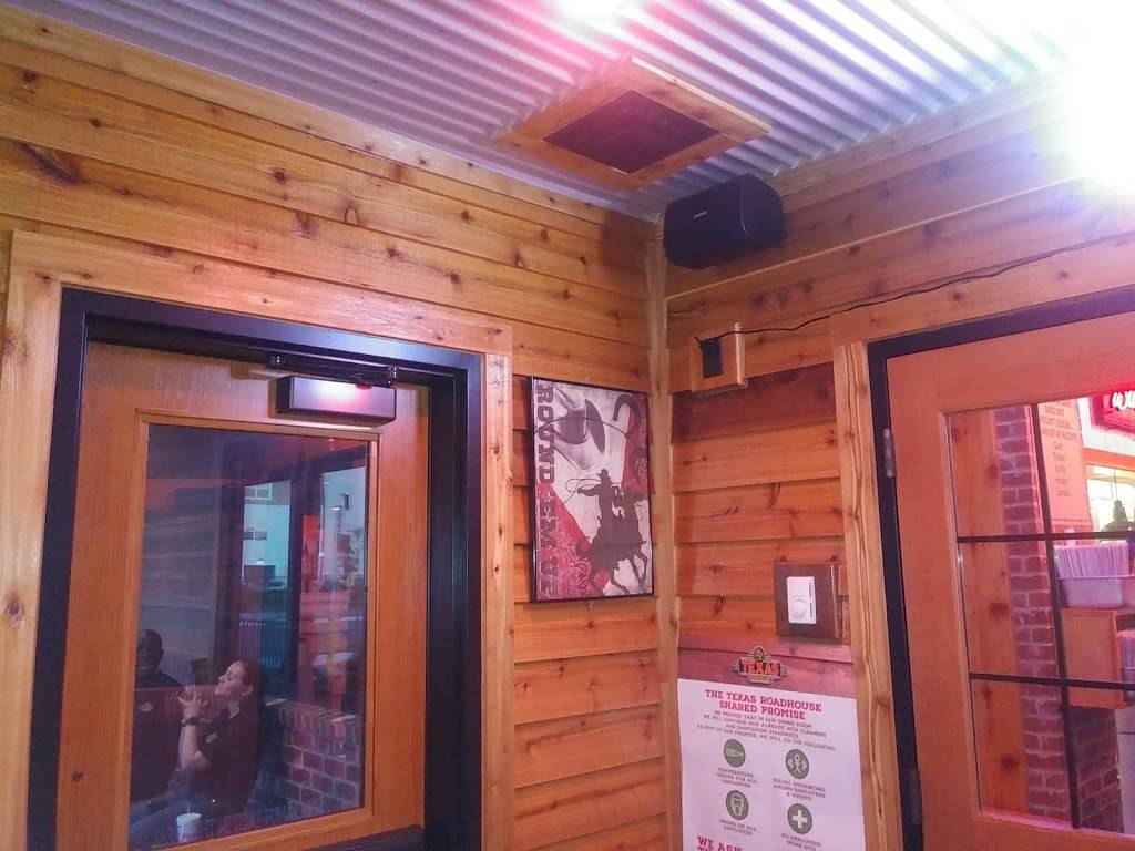 Texas Roadhouse - Tampa, FL | restaurant | 2550 S Falkenburg Rd, Tampa, FL 33619, USA | 8137934370 OR +1 813-793-4370