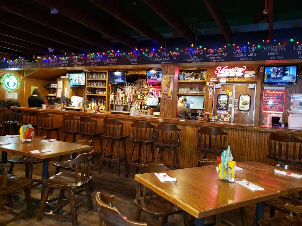 Mac & Joes | restaurant | 21 E High St, Oxford, OH 45056, USA | 5135238018 OR +1 513-523-8018