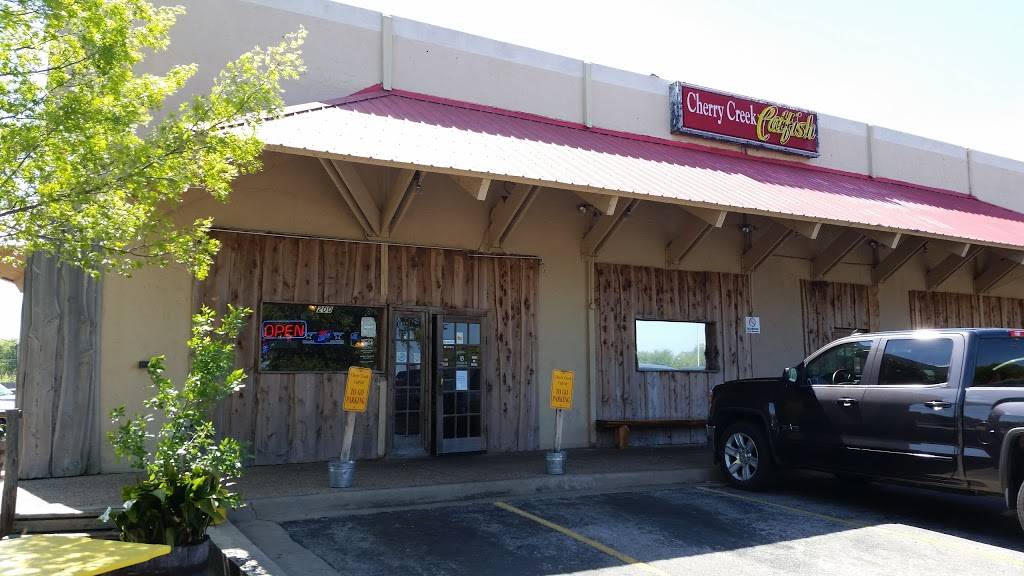 Cherry Creek Catfish Co. | restaurant | 5712 Manchaca Rd, Austin, TX 78745, USA | 5124408810 OR +1 512-440-8810