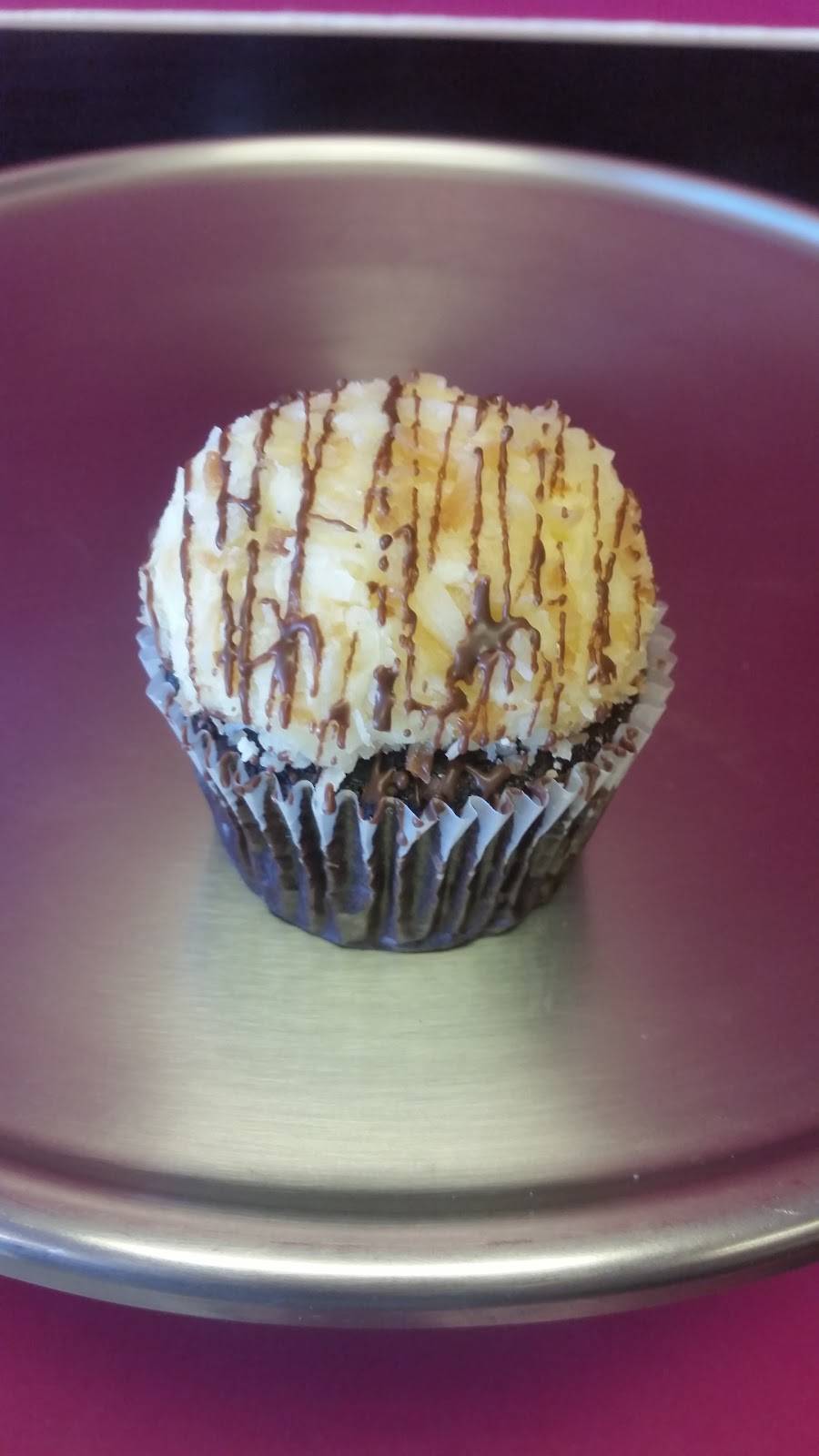 Bubba Sweets | bakery | 16479 Bolsa Chica St, Huntington Beach, CA 92649, USA | 7148408200 OR +1 714-840-8200