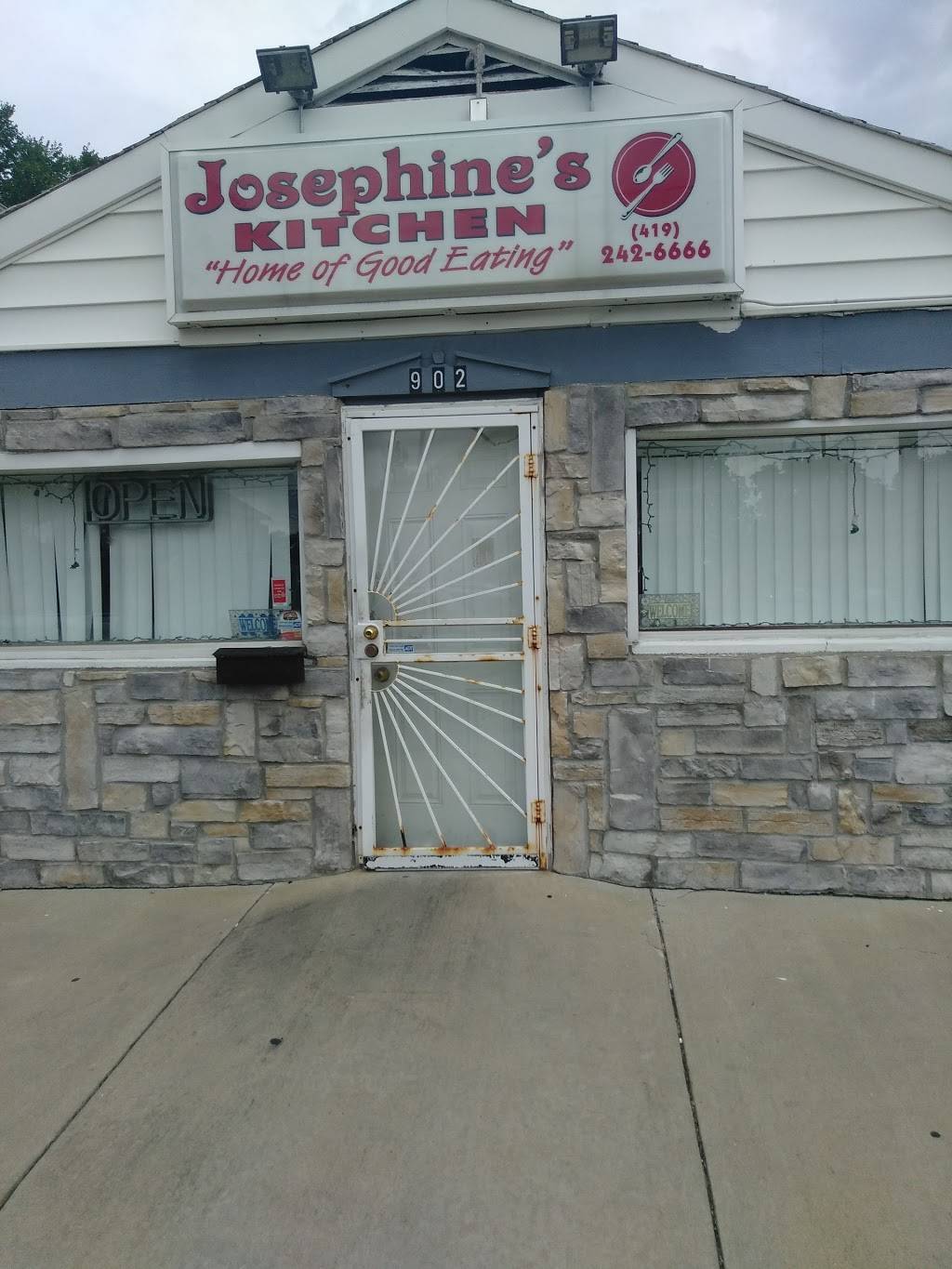 Josephines Kitchen | restaurant | 902 Lagrange St, Toledo, OH 43604, USA | 4192426666 OR +1 419-242-6666