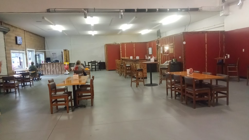 Out of Town Café | restaurant | 733 Pioneer Dr, Lebanon, VA 24266, USA | 2768835390 OR +1 276-883-5390