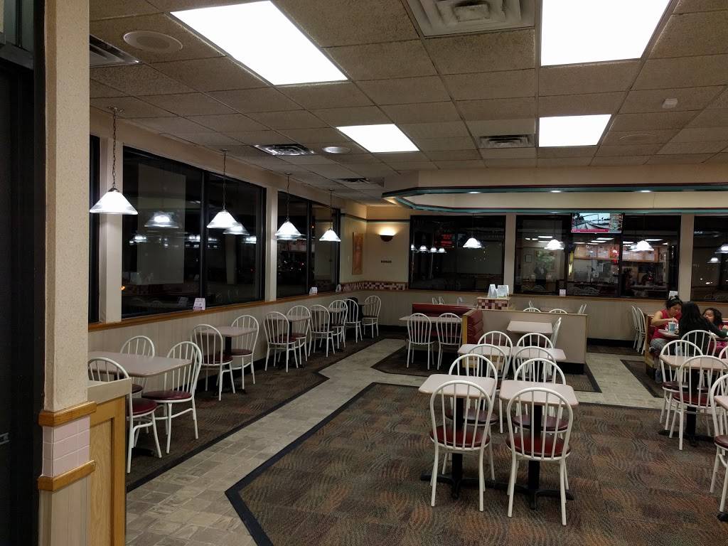 Wendys | restaurant | 2160 Centreville Rd, Herndon, VA 20170, USA | 7034352603 OR +1 703-435-2603