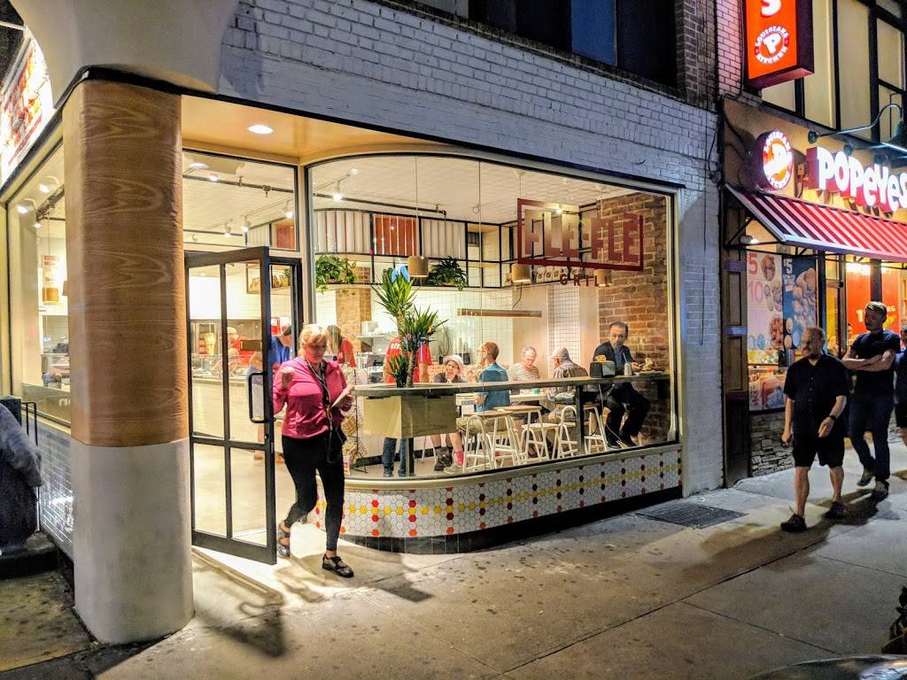 Flē-Flē Grill | restaurant | 254 8th Ave, New York, NY 10011, USA | 6467191812 OR +1 646-719-1812