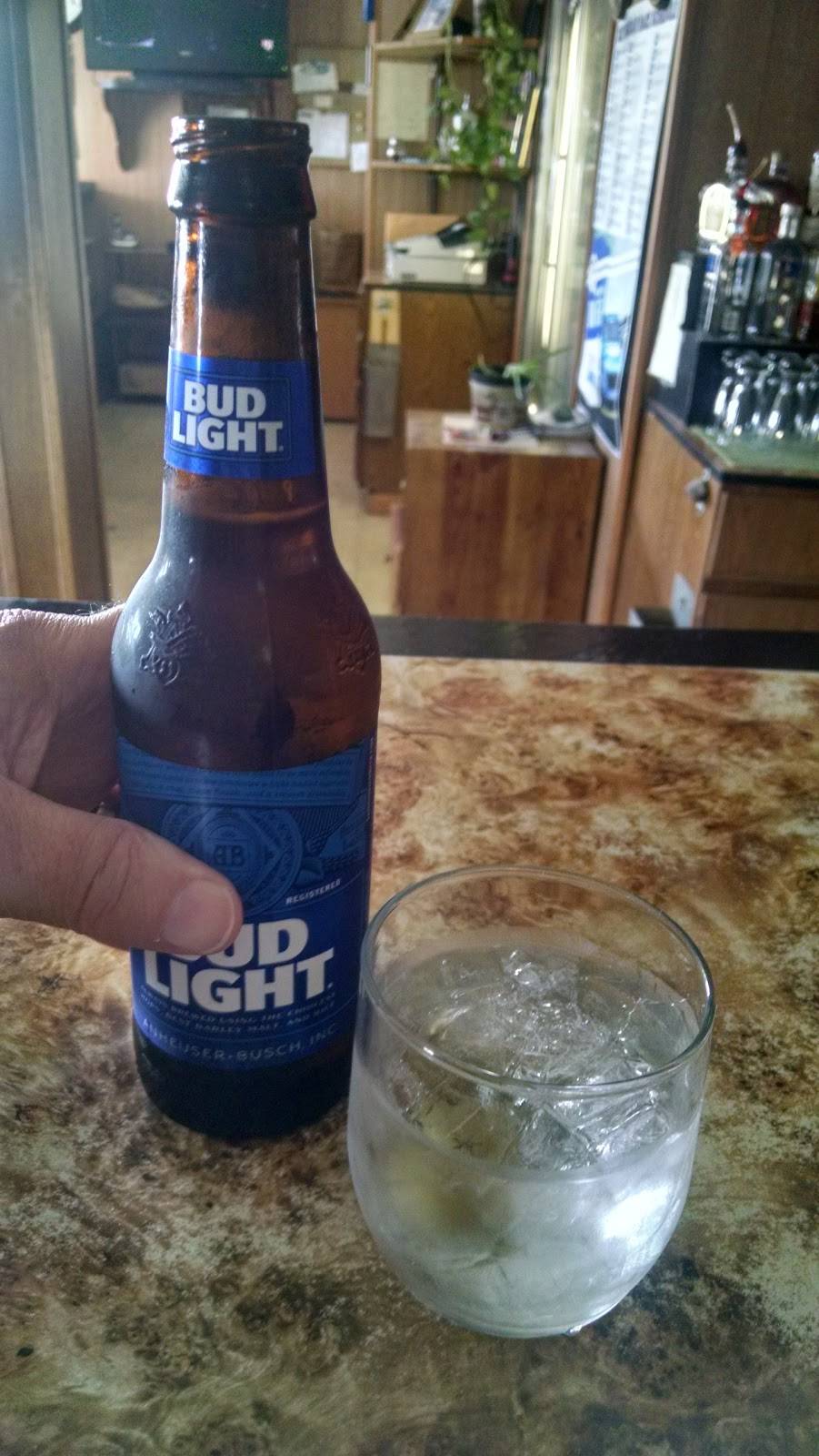 Curtice Hy Flash Bar | restaurant | 7401 Jerusalem Rd, Oregon, OH 43616, USA | 4198369747 OR +1 419-836-9747